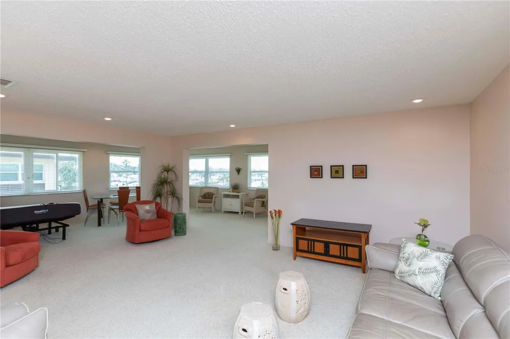 4452 GARNET DRIVE #306 New Port Richey, FL 34652