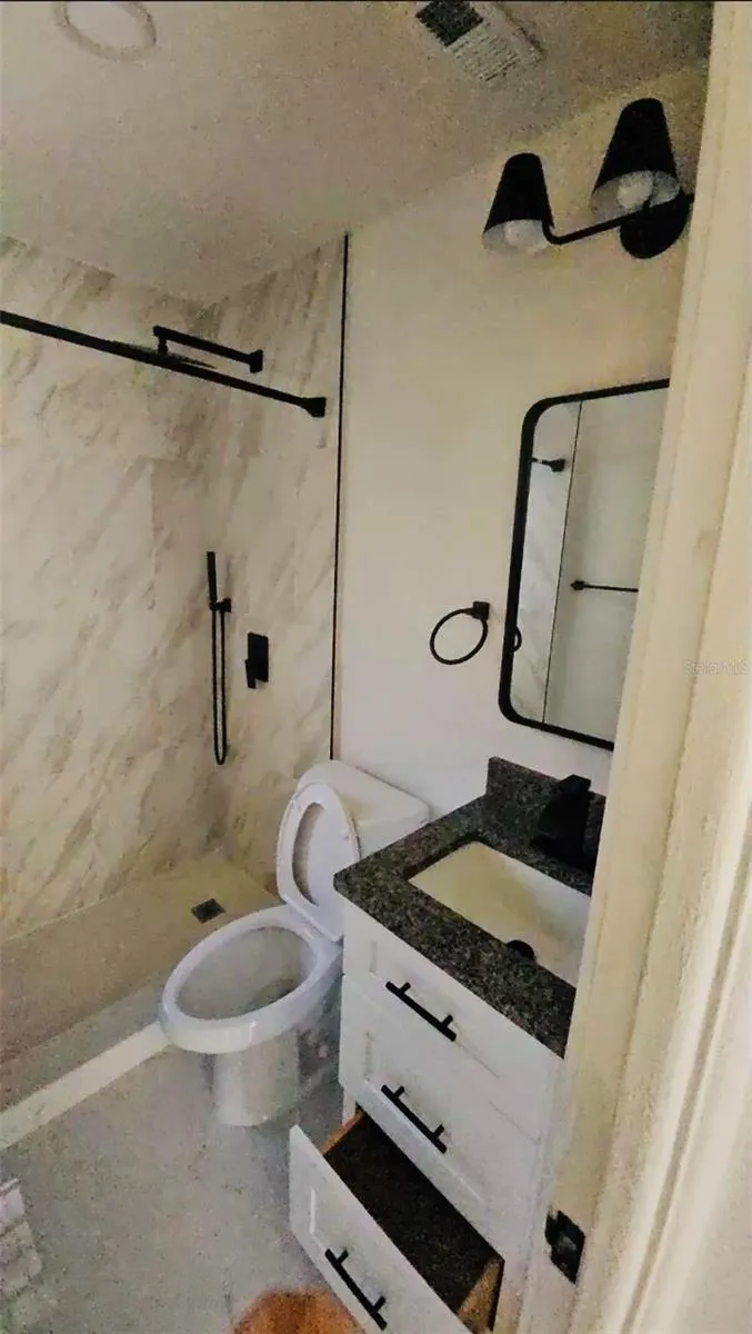 2459 17TH AVENUE S St Petersburg, FL 33712