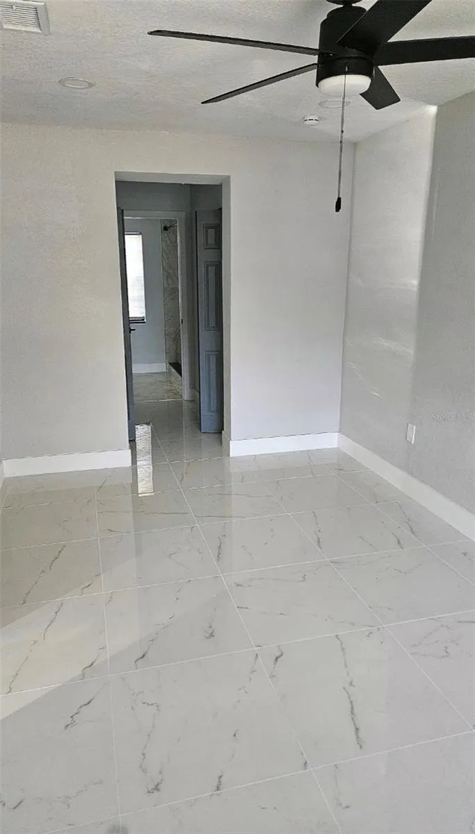 2459 17TH AVENUE S St Petersburg, FL 33712