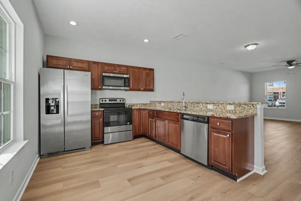 3028 Rg Buchanan Dr La Vergne, TN 37086
