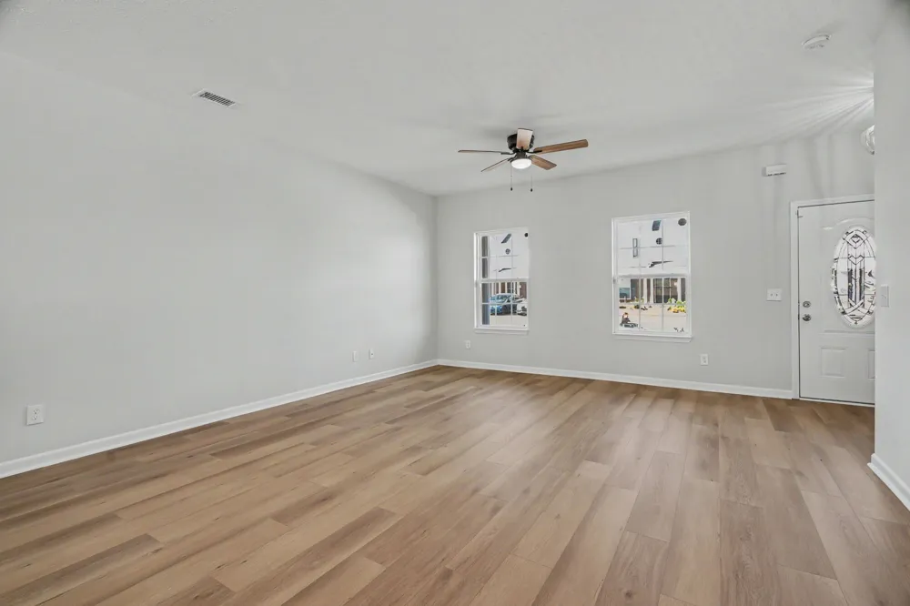 3028 Rg Buchanan Dr La Vergne, TN 37086