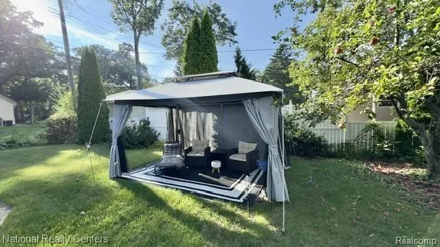 3321 Pine Grove Avenue Port Huron City, MI 48060