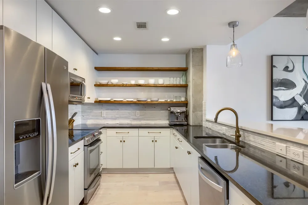 360 Nueces Street #3109 Austin, TX 78701