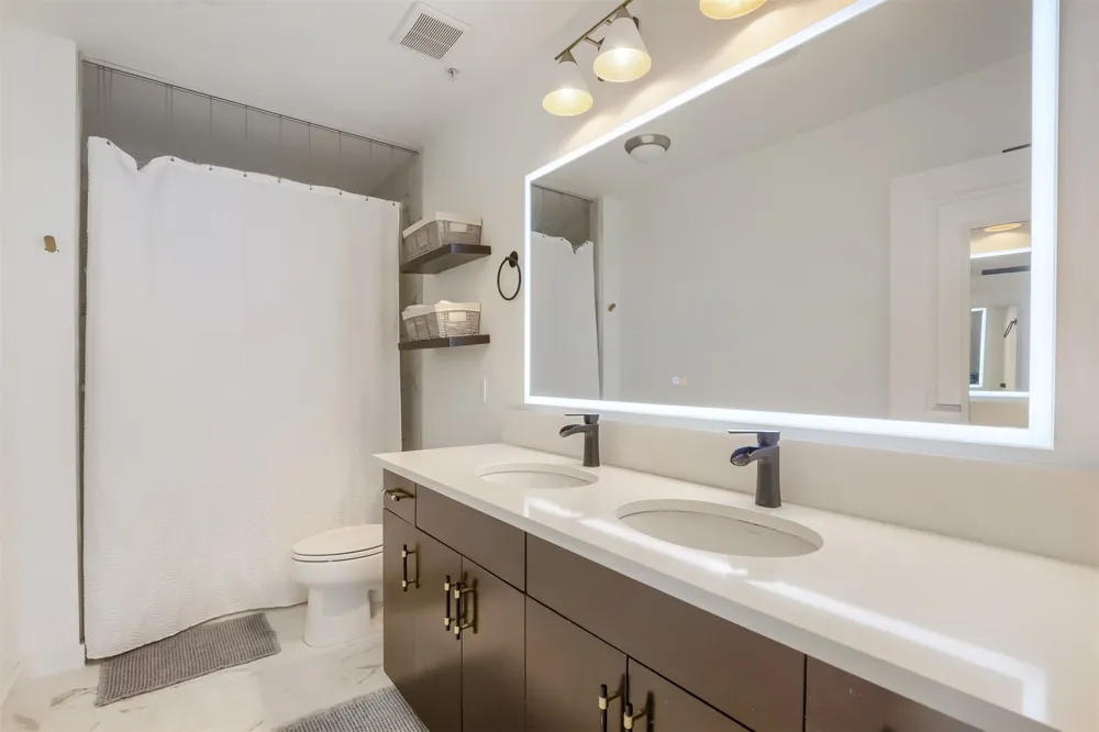 360 Nueces Street #3109 Austin, TX 78701