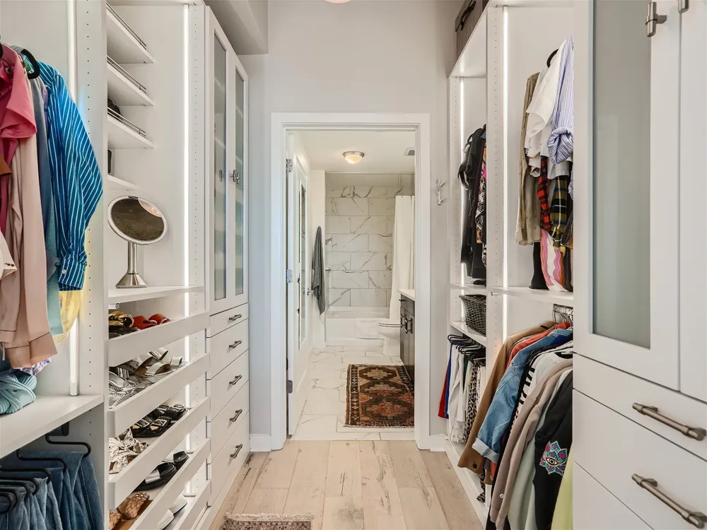 360 Nueces Street #3109 Austin, TX 78701