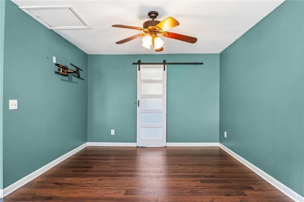 13 Stonecreek Drive SW Cartersville, GA 30120