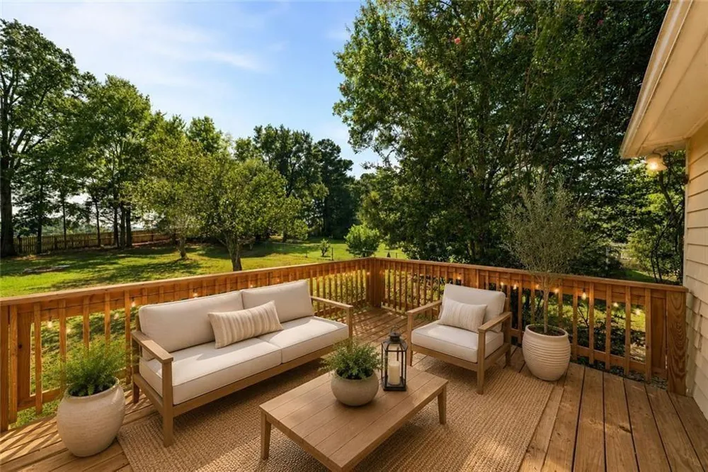 13 Stonecreek Drive SW Cartersville, GA 30120