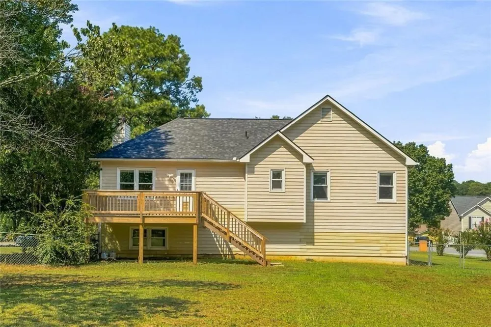 13 Stonecreek Drive SW Cartersville, GA 30120