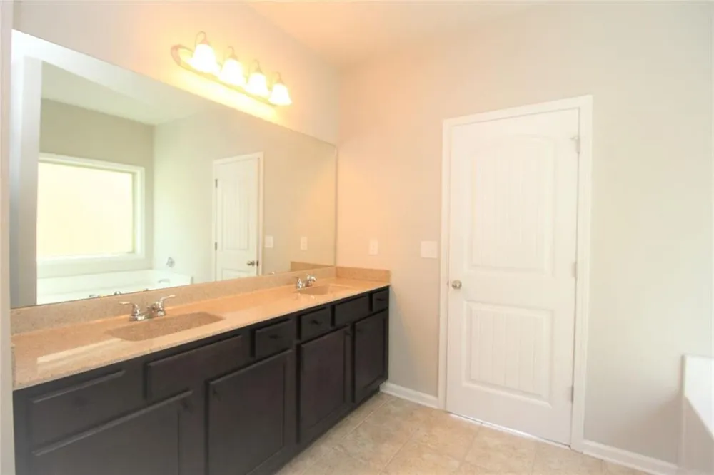 4086 Water Mill Drive Buford, GA 30519