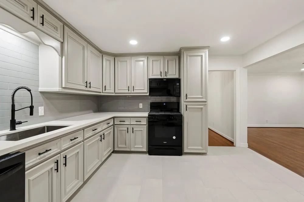106 S Pin Oak Drive Texas City, TX 77591