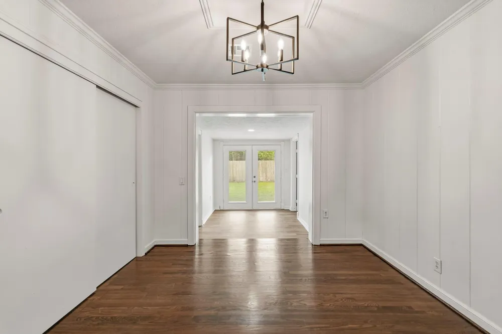 106 S Pin Oak Drive Texas City, TX 77591