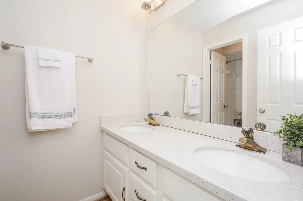 10 Heathstone Place The Woodlands, TX 77381