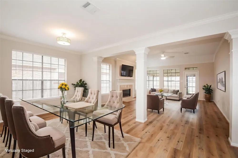 10 Heathstone Place The Woodlands, TX 77381