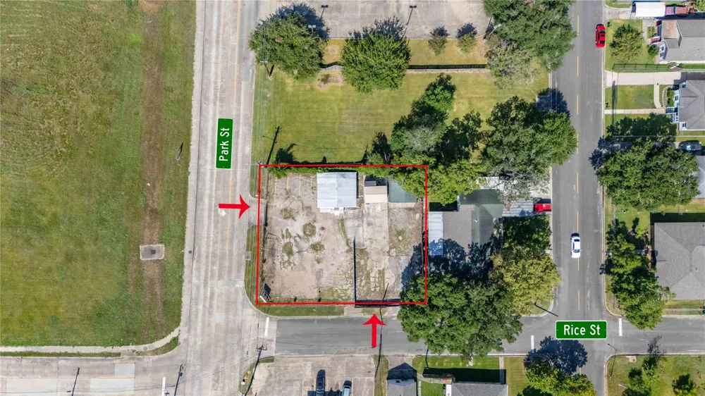 700 Park Street Baytown, TX 77520