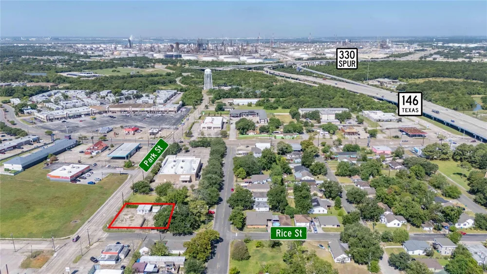 700 Park Street Baytown, TX 77520