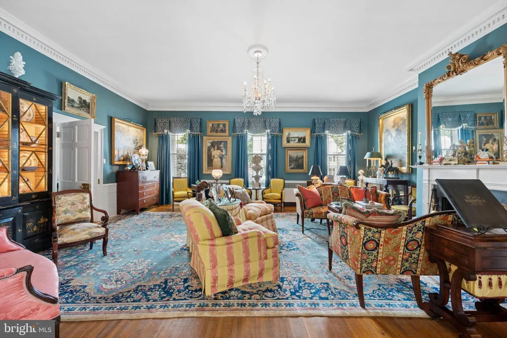 26 E SALISBURY STREET Williamsport, MD 21795