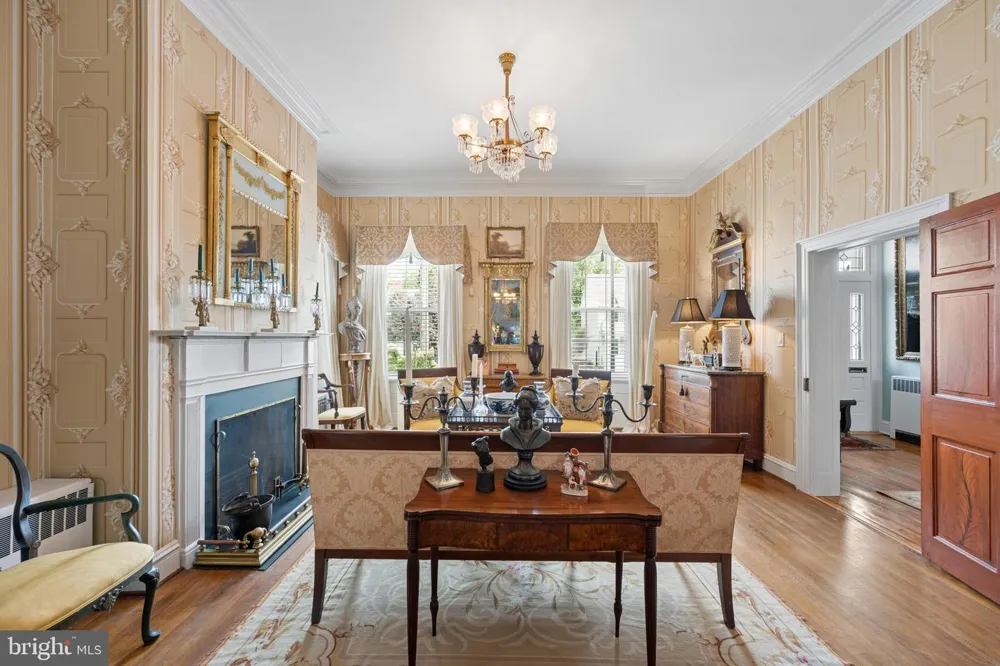 26 E SALISBURY STREET Williamsport, MD 21795