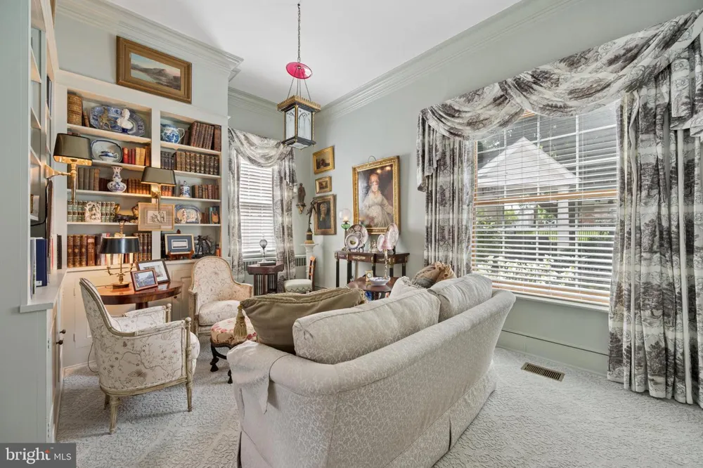 26 E SALISBURY STREET Williamsport, MD 21795