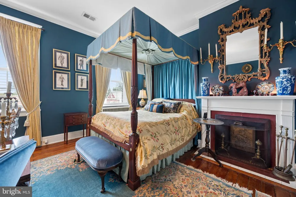 26 E SALISBURY STREET Williamsport, MD 21795