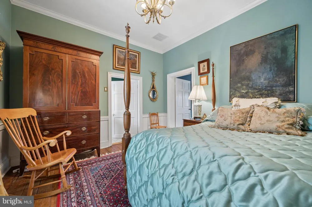 26 E SALISBURY STREET Williamsport, MD 21795