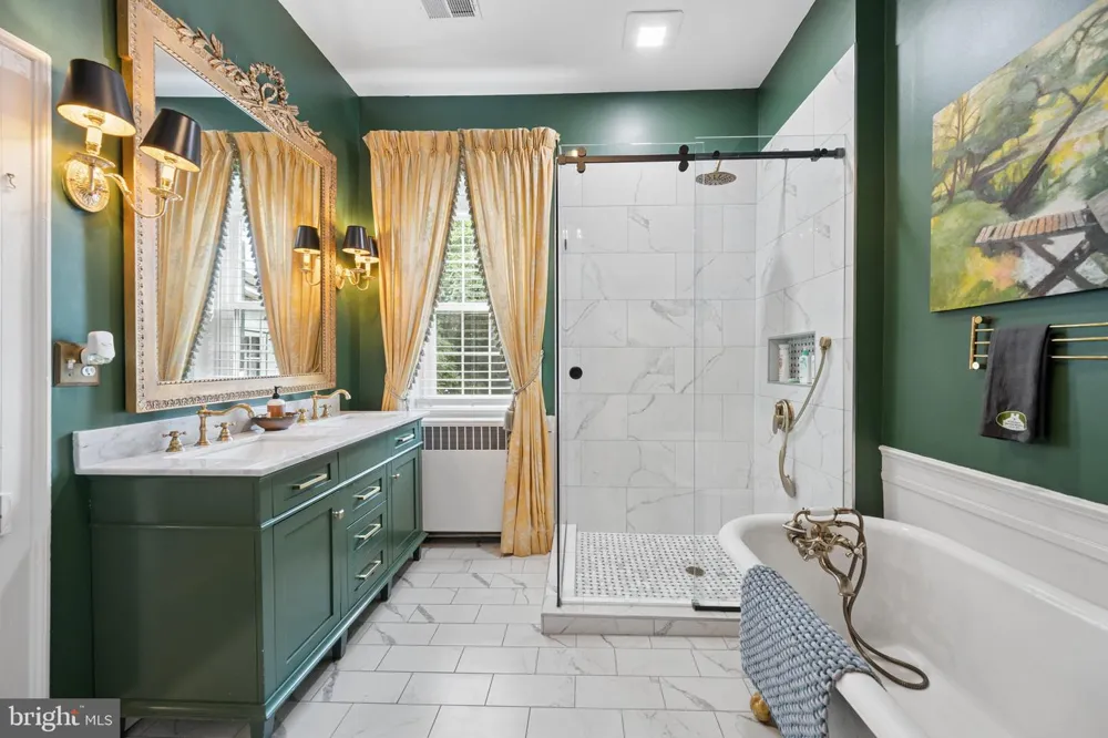 26 E SALISBURY STREET Williamsport, MD 21795