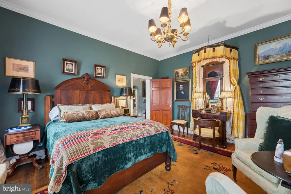 26 E SALISBURY STREET Williamsport, MD 21795