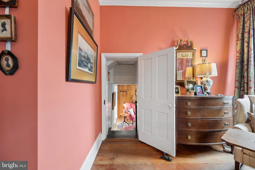 26 E SALISBURY STREET Williamsport, MD 21795