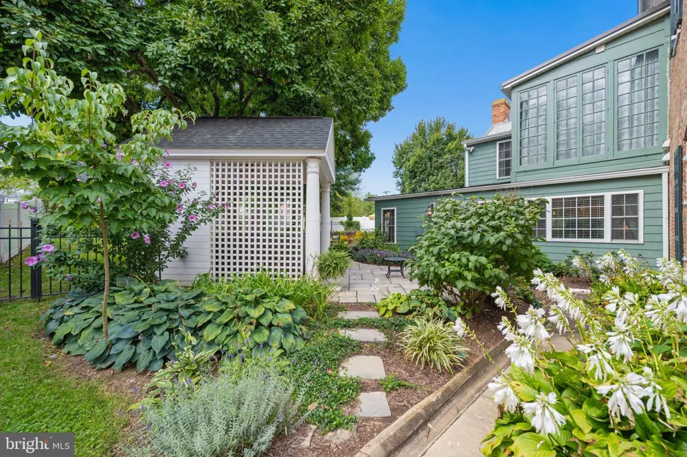 26 E SALISBURY STREET Williamsport, MD 21795