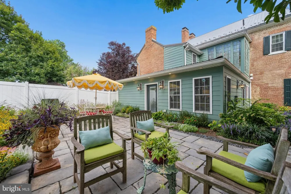 26 E SALISBURY STREET Williamsport, MD 21795