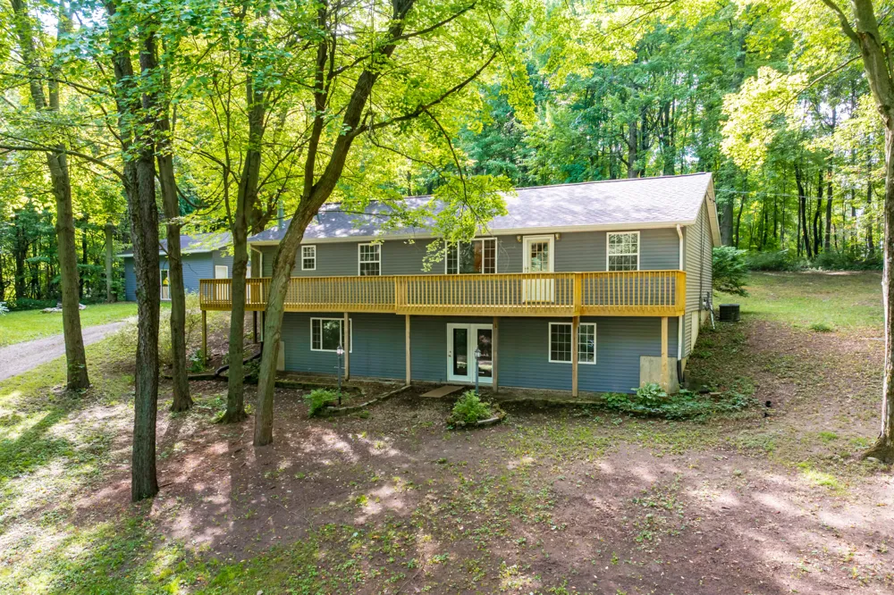 11175 S Enzian Road Plainwell, MI 49080