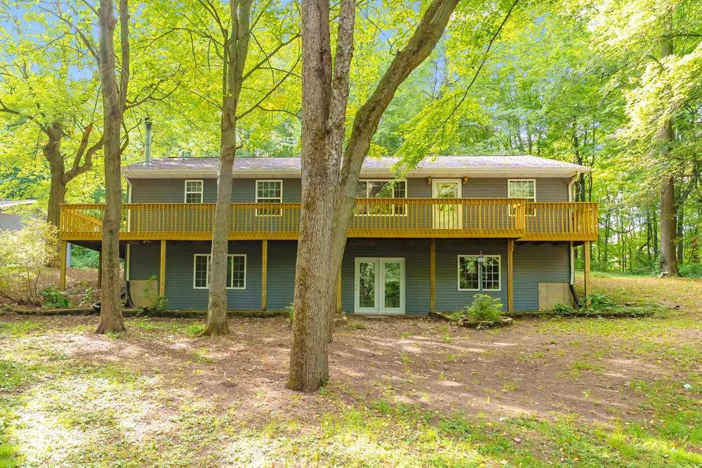 11175 S Enzian Road Plainwell, MI 49080