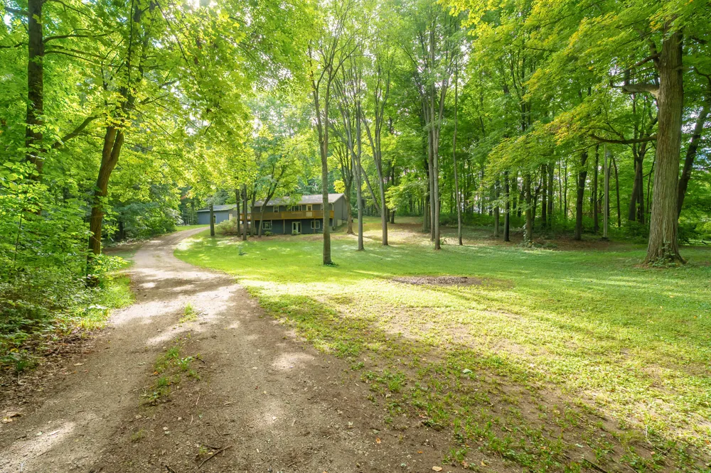11175 S Enzian Road Plainwell, MI 49080