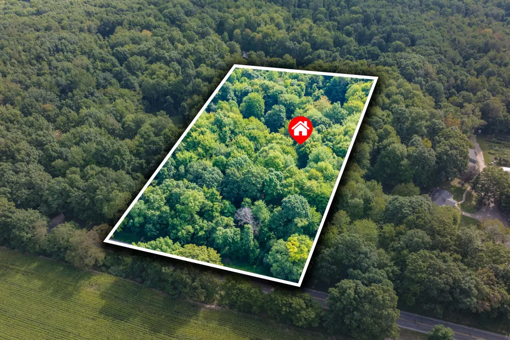 11175 S Enzian Road Plainwell, MI 49080