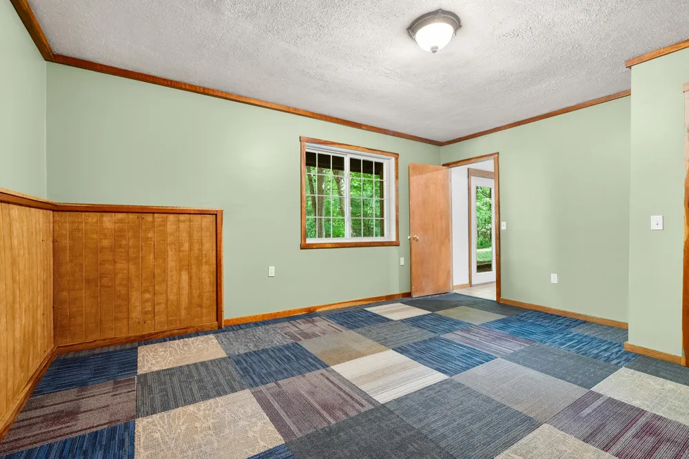 11175 S Enzian Road Plainwell, MI 49080