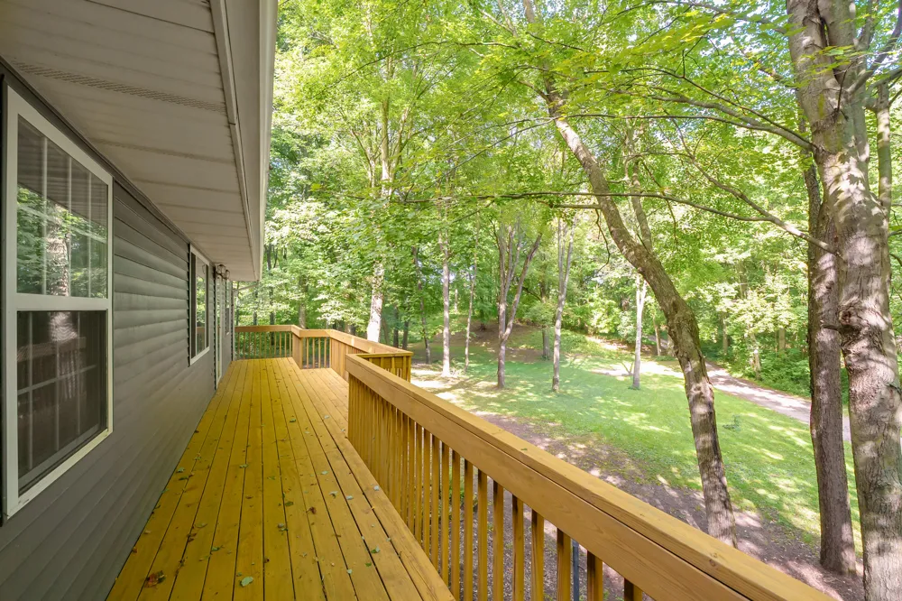 11175 S Enzian Road Plainwell, MI 49080