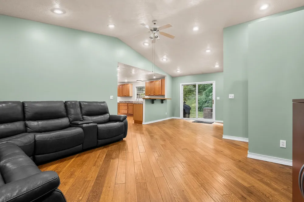 11175 S Enzian Road Plainwell, MI 49080