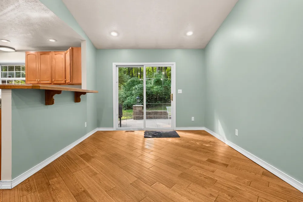 11175 S Enzian Road Plainwell, MI 49080