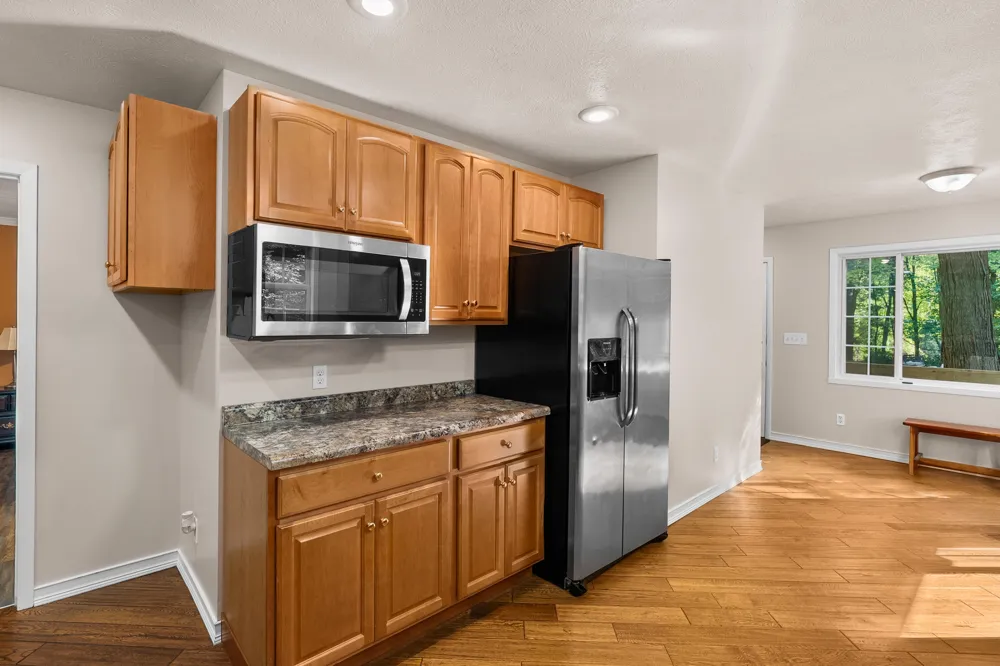 11175 S Enzian Road Plainwell, MI 49080