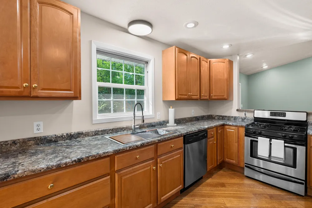 11175 S Enzian Road Plainwell, MI 49080