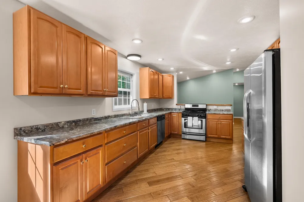 11175 S Enzian Road Plainwell, MI 49080