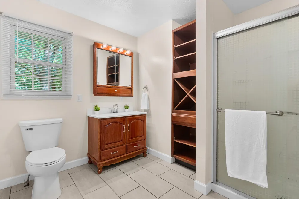11175 S Enzian Road Plainwell, MI 49080
