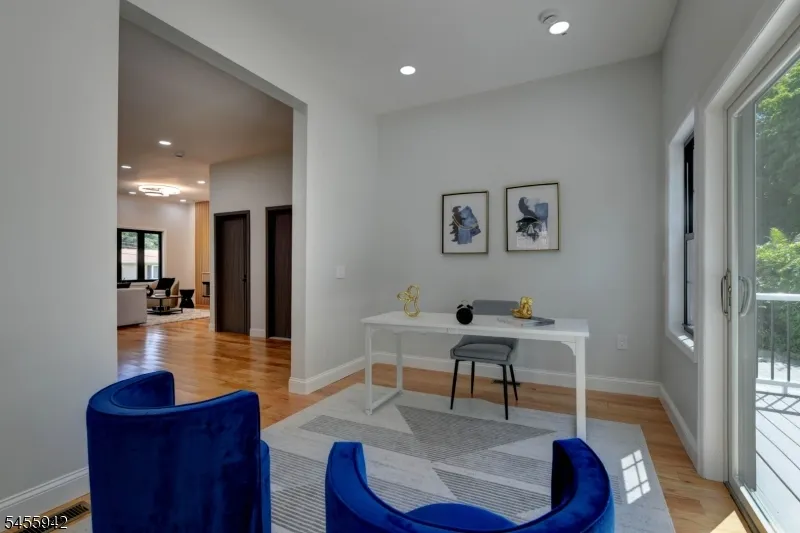49 Longview Ave Parsippany-Troy Hills, NJ 07034