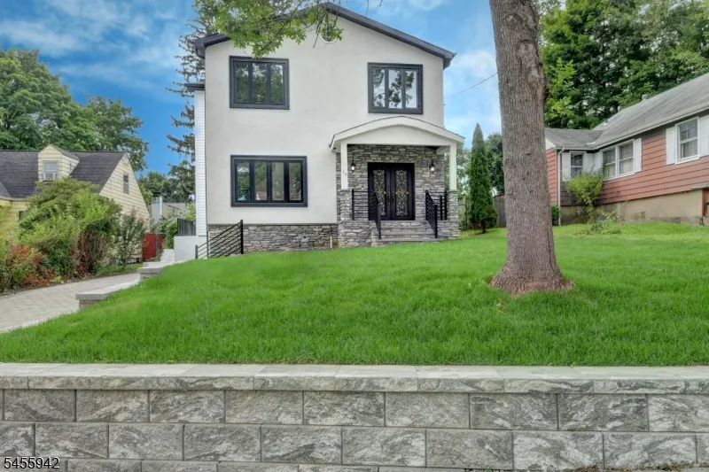 49 Longview Ave Parsippany-Troy Hills, NJ 07034