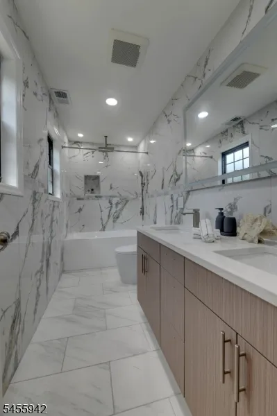 49 Longview Ave Parsippany-Troy Hills, NJ 07034