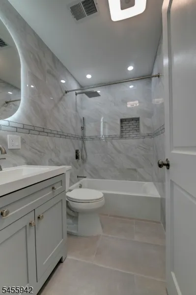 49 Longview Ave Parsippany-Troy Hills, NJ 07034