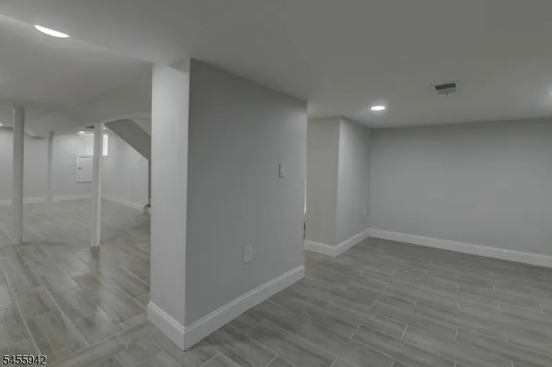 49 Longview Ave Parsippany-Troy Hills, NJ 07034