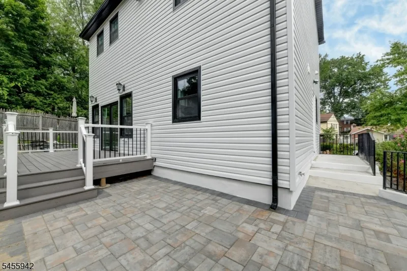 49 Longview Ave Parsippany-Troy Hills, NJ 07034
