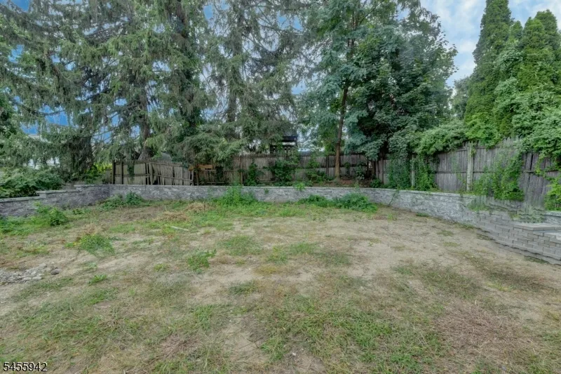 49 Longview Ave Parsippany-Troy Hills, NJ 07034