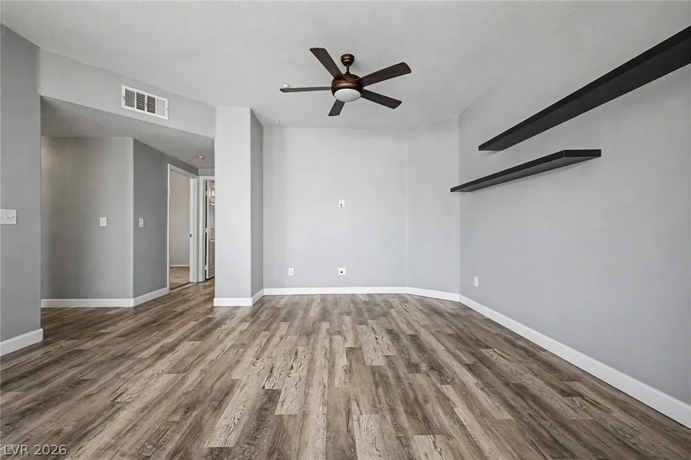 833 Aspen Peak Loop #825 Henderson, NV 89011