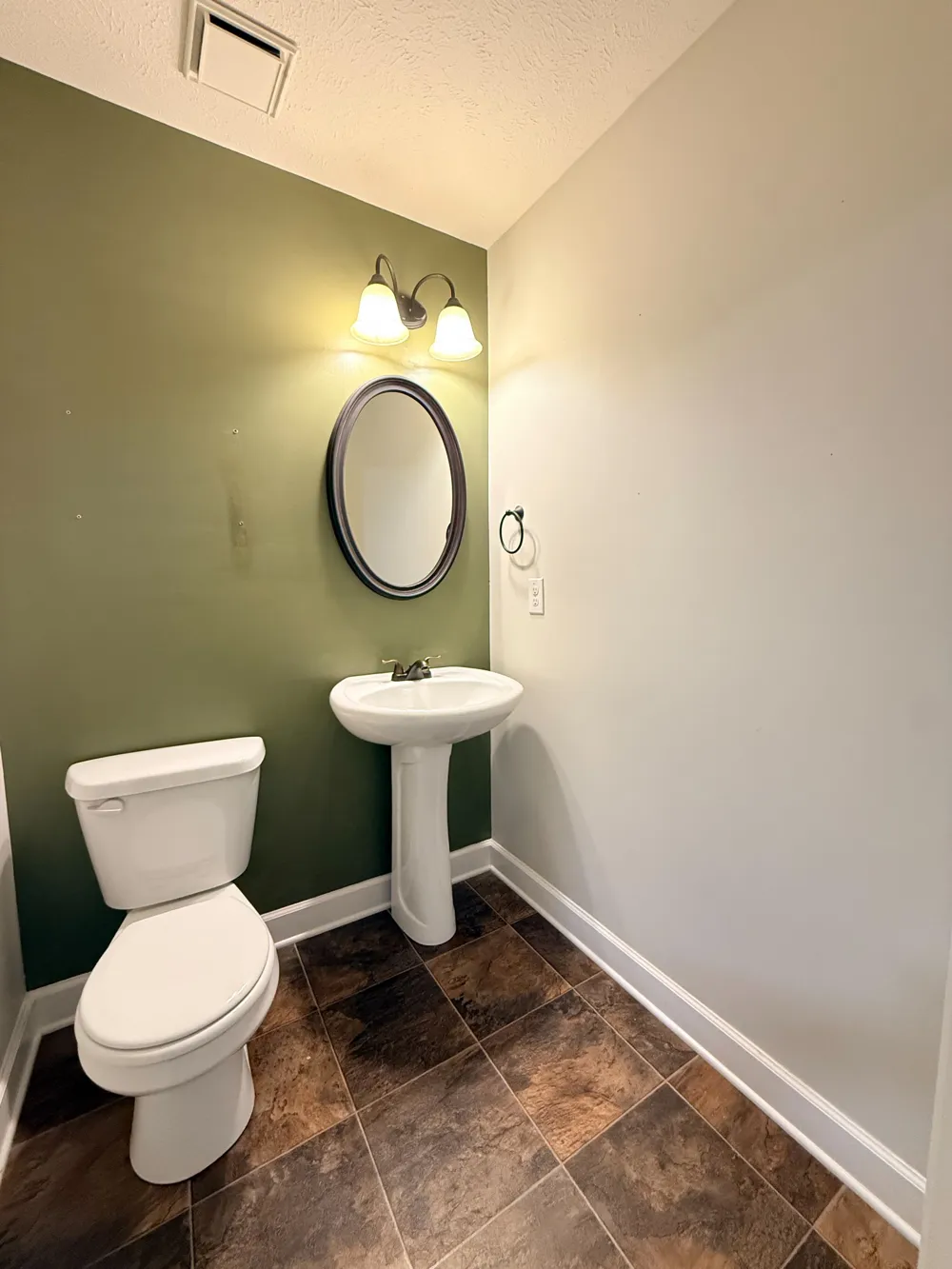 3779 Tradewinds Ter Clarksville, TN 37040